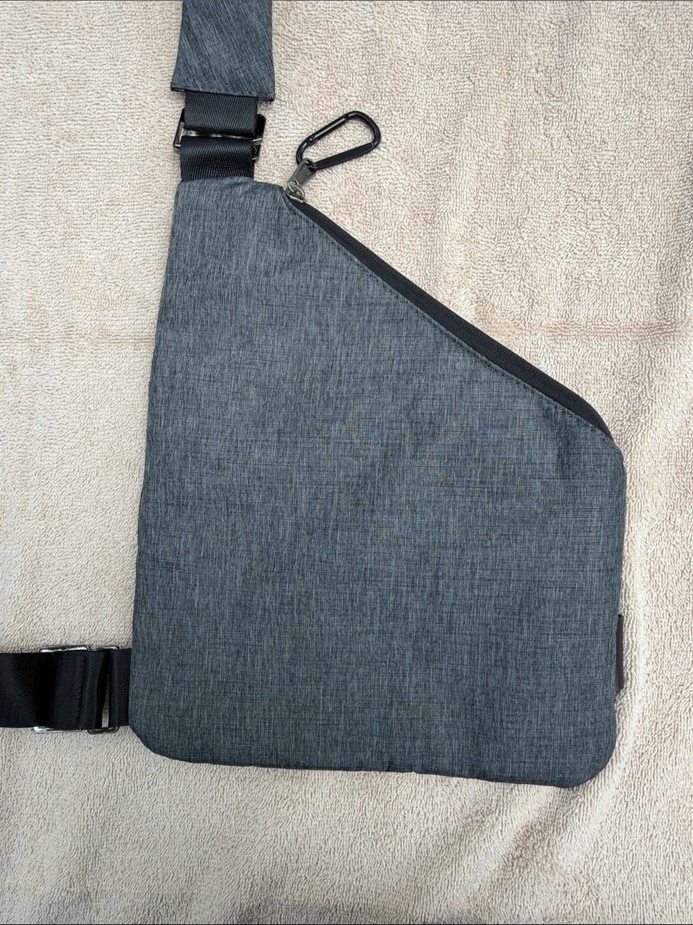 Wander Plus Charcoal Gray Sling Belt Bag - Picture 6 of 7